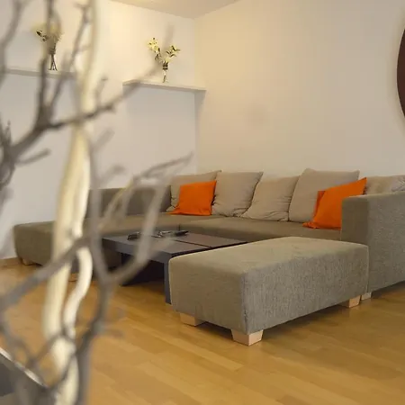 Apartment Yeti Lux - Central City Loft